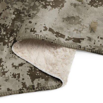 Erie Marsh Sherpa blanket